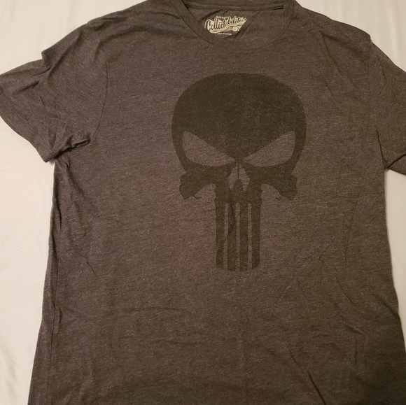 Marvel punisher old navy shirt - Picture 1 of 2